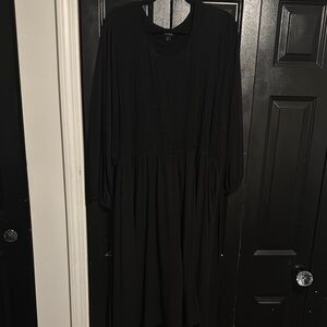 Black Long Sleeve Dress with pockets